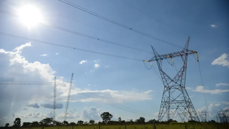 Aneel leiloa mais quatro lotes de transmissão de energia