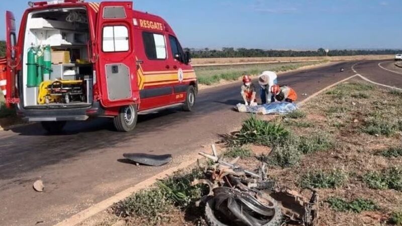 Motociclista de 64 anos morre ao colidir com caminhão em rodovia de Mato Grosso