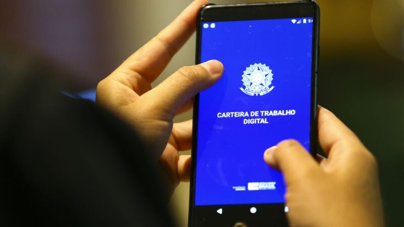 Desemprego no 2º trimestre é 5,4%, o menor já registrado no período