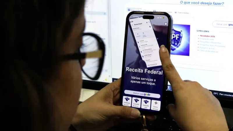 Receita paga nesta sexta-feira terceiro lote de restituição do IR 2026