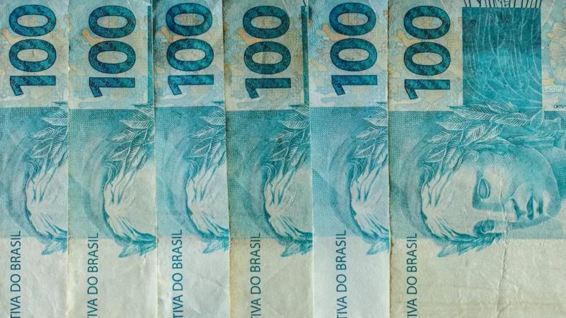 Caixa paga Bolsa Família de julho a beneficiários com NIS de final 4