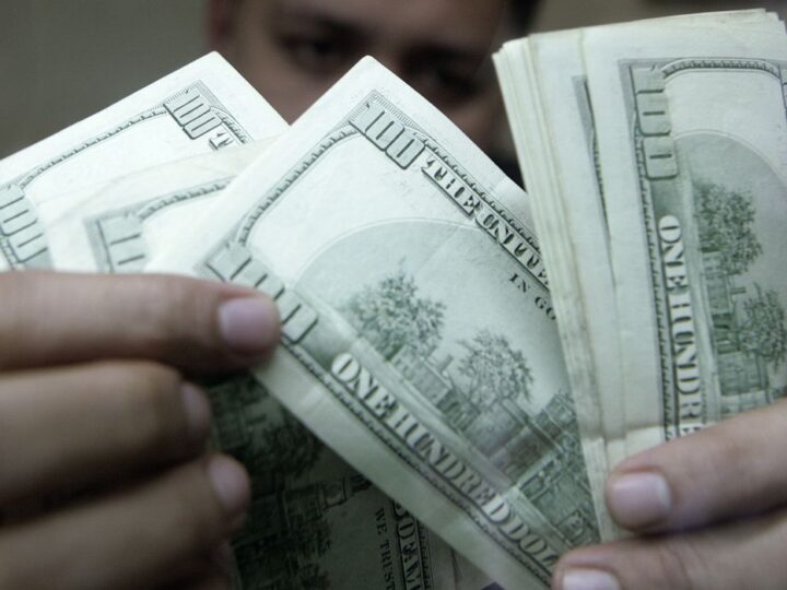 Dólar sobe a R$ 5,19 após tom mais duro de presidente do Fed