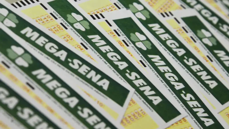 Ninguém acerta Mega-Sena; prêmio acumula para R$ 165 milhões