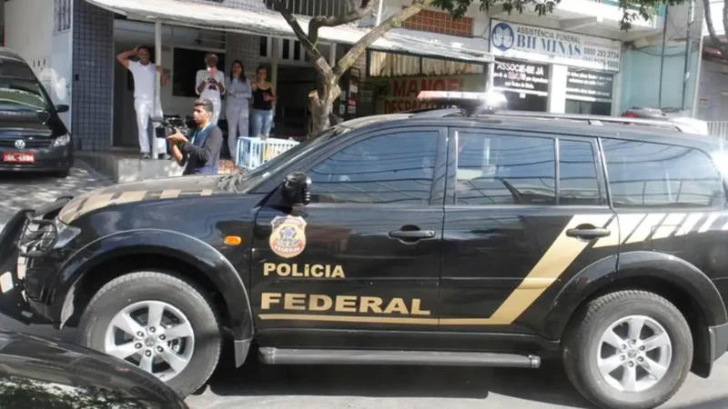 Cláudio Castro é alvo da segunda fase da Operação Sem Refino