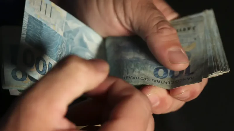 Dívida Pública sobe 0,22% em julho e supera R$ 9,2 trilhões