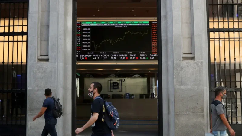 Bolsa sobe 1,3% e atinge maior nível em quase quatro meses