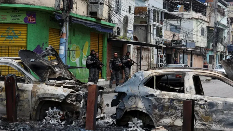 Estado e governo federal se unem para retomar territórios no Rio