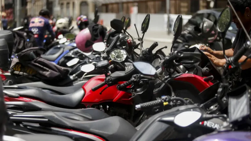Programa que dá crédito a motoristas de app se torna permanente