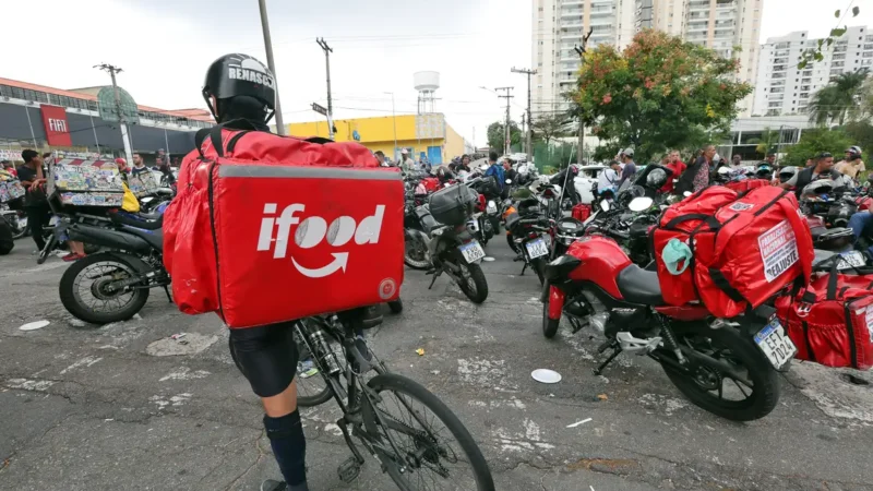 Brasil tem 2 milhões de pessoas que trabalham por meio de aplicativos