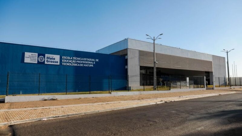 Seciteci lança edital para contratar professores e técnicos com salários de até R$ 12,7 mil