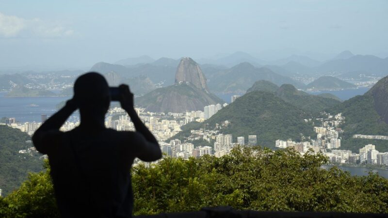 PM do Rio reforça policiamento para o feriado de segunda-feira