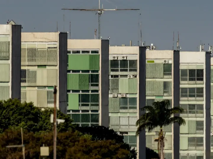 Contas do governo têm superávit de R$ 4,8 bilhões em setembro