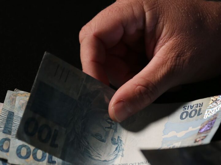 Dívida Pública sobe 0,97% em setembro e encosta em R$ 9,4 trilhões